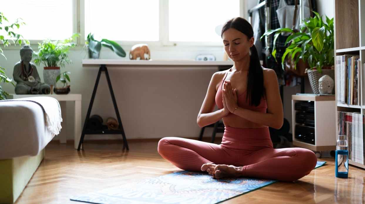 Prepara tu espacio para meditar en casa